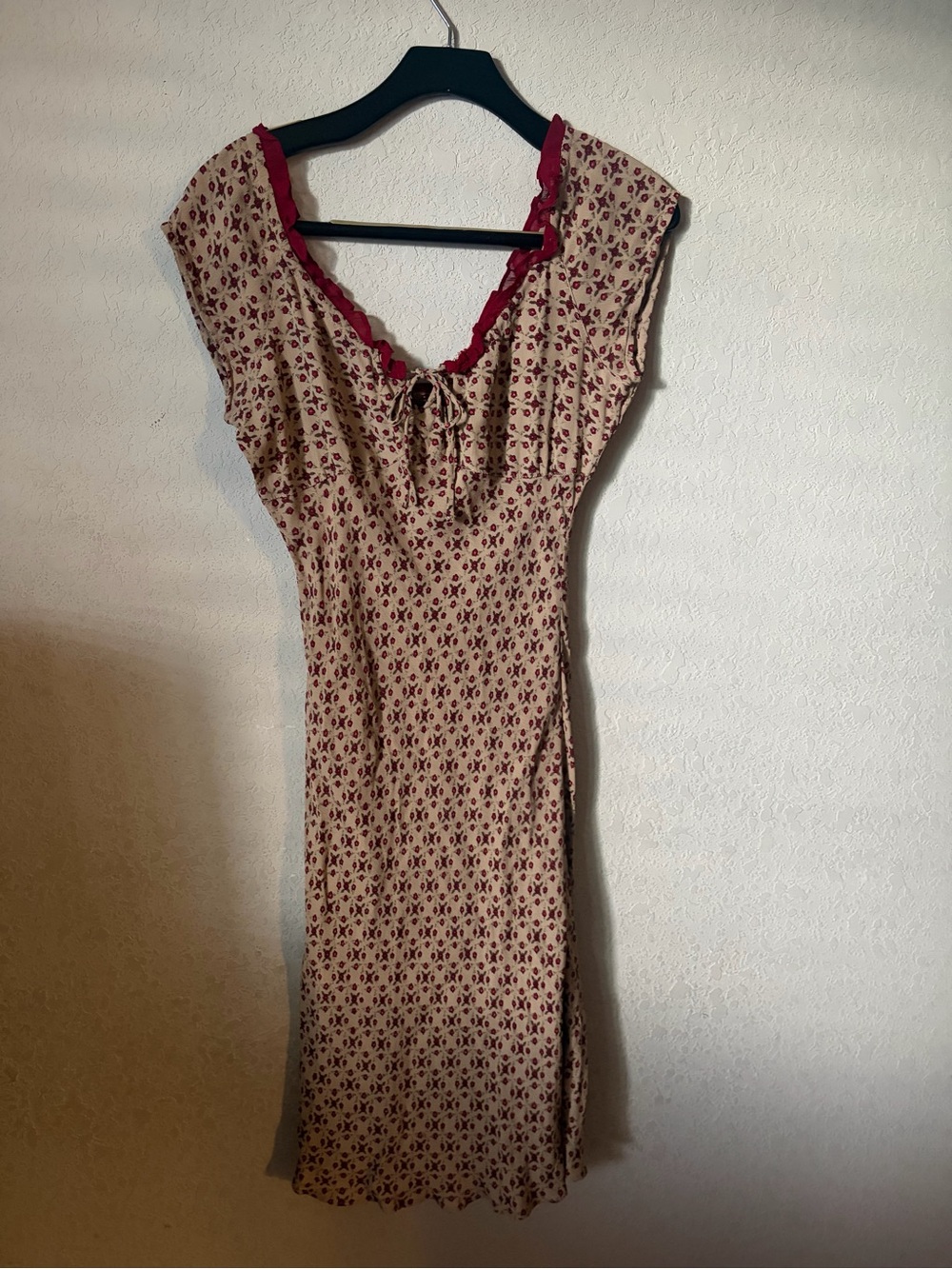 Angie boho cottagecore Beige Midi Dress with Burgundy Floral Print and Trim sz S